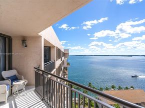 540 Brickell Key Dr 1813, Miami FL 33131