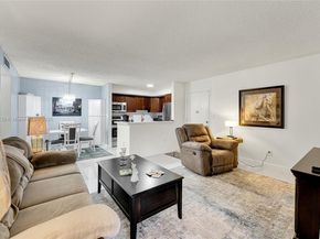 10401 E Clairmont Cir 109, Tamarac FL 33321