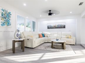 19600 Gulfstream Rd, Cutler Bay FL 33157