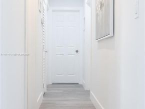 19600 Gulfstream Rd, Cutler Bay FL 33157