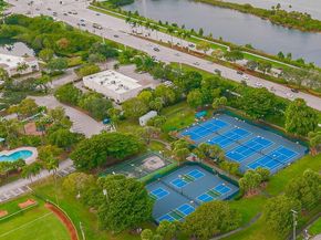 17677 SW 6th Ct, Pembroke Pines FL 33029