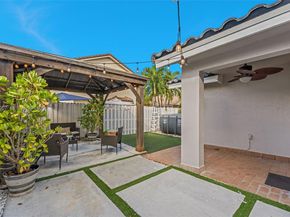 17677 SW 6th Ct, Pembroke Pines FL 33029