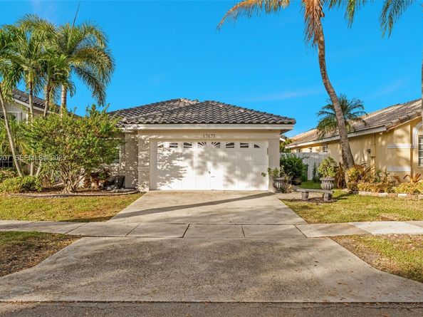 17677 SW 6th Ct, Pembroke Pines FL 33029