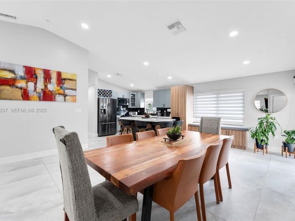 17677 SW 6th Ct, Pembroke Pines FL 33029