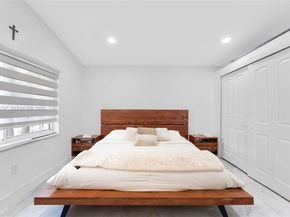 17677 SW 6th Ct, Pembroke Pines FL 33029