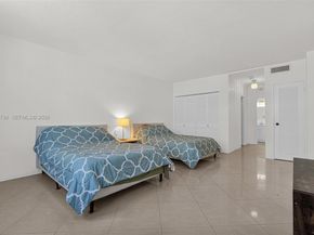 5825 Collins Ave 2E, Miami Beach FL 33140