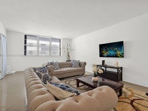5825 Collins Ave 2E, Miami Beach FL 33140