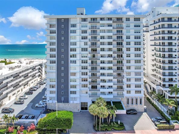 5825 Collins Ave 2E, Miami Beach FL 33140