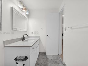 5825 Collins Ave 2E, Miami Beach FL 33140