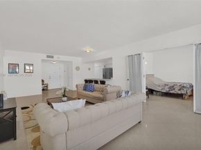 5825 Collins Ave 2E, Miami Beach FL 33140