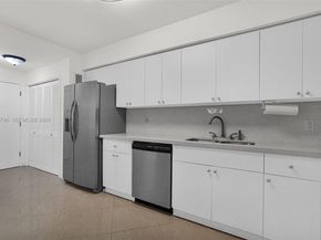 5825 Collins Ave 2E, Miami Beach FL 33140