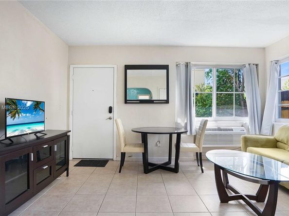 503 75th St 517, Miami Beach FL 33141