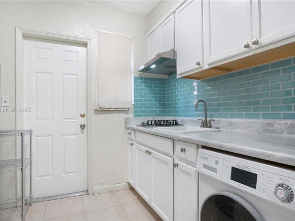 503 75th St 517, Miami Beach FL 33141