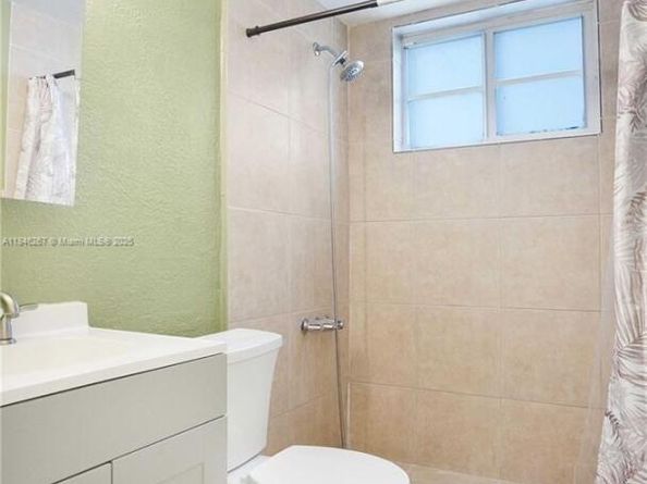 503 75th St 517, Miami Beach FL 33141