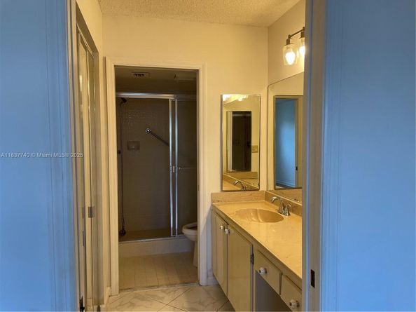 7152 S Devon Dr 304, Tamarac FL 33321