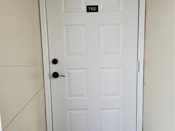 7152 S Devon Dr 304, Tamarac FL 33321