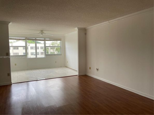 7152 S Devon Dr 304, Tamarac FL 33321