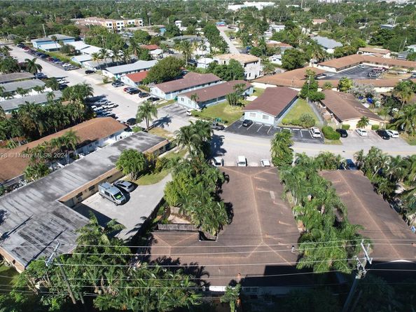 1330 Holly Heights Dr 3, Fort Lauderdale FL 33304