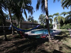 1330 Holly Heights Dr 3, Fort Lauderdale FL 33304