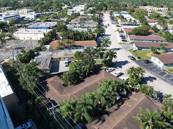 1330 Holly Heights Dr 3, Fort Lauderdale FL 33304
