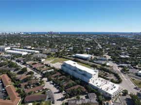 1330 Holly Heights Dr 3, Fort Lauderdale FL 33304