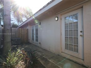 1330 Holly Heights Dr 3, Fort Lauderdale FL 33304