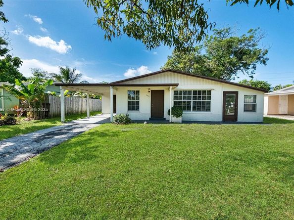 3231 NW 18th Ct, Lauderhill FL 33311