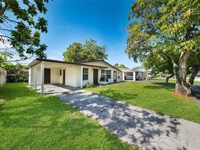 3231 NW 18th Ct, Lauderhill FL 33311