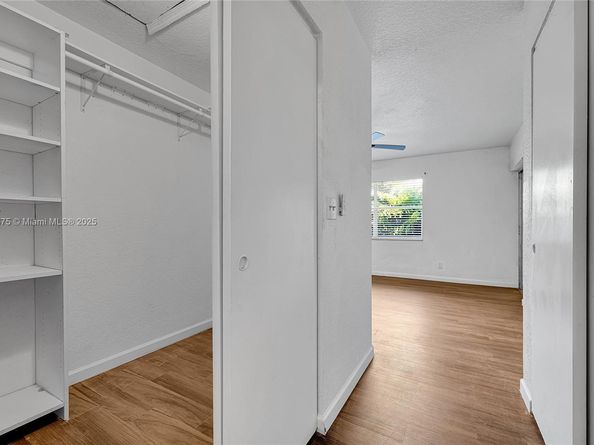 9158 NW 40th St 2011, Coral Springs FL 33065