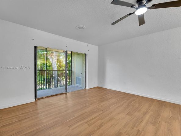 9158 NW 40th St 2011, Coral Springs FL 33065
