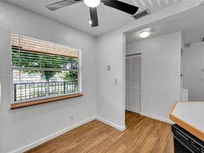 9158 NW 40th St 2011, Coral Springs FL 33065