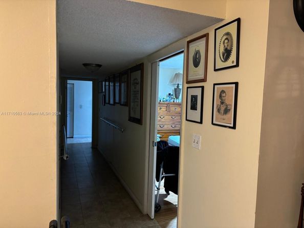 Undisclosed Address #A11710563, Miami FL 33193