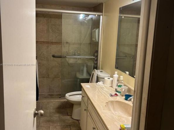 Undisclosed Address #A11710563, Miami FL 33193