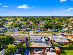 2441 NW 181st Ter, Miami Gardens FL 33056