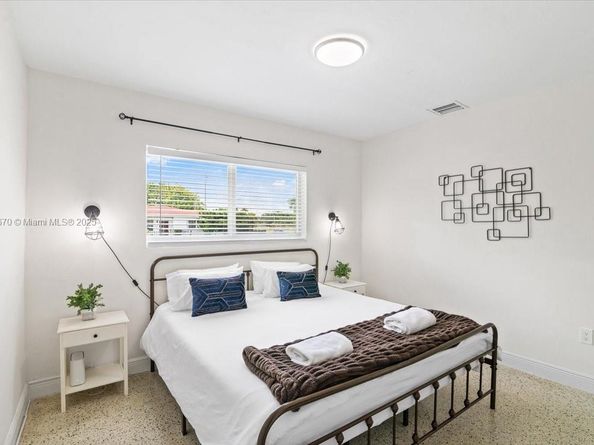 1300 NW 132nd Ter, Miami FL 33167
