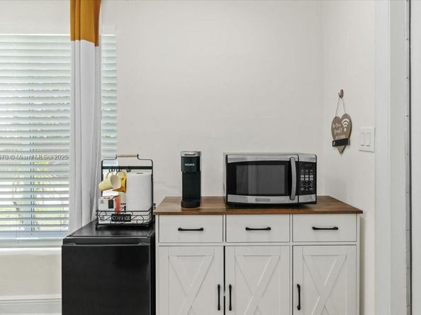 1300 NW 132nd Ter, Miami FL 33167