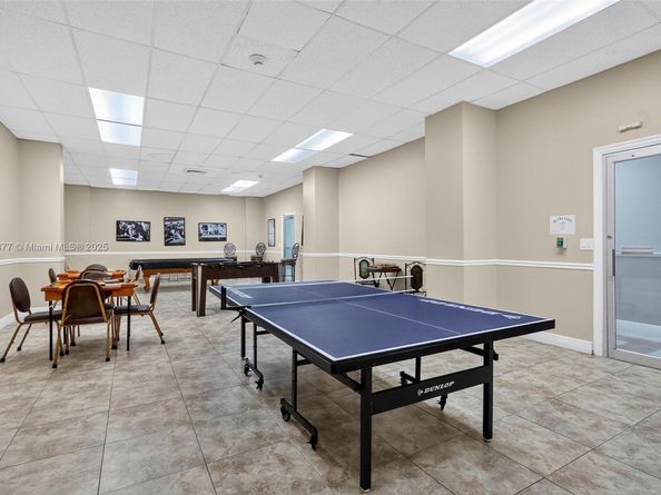 7135 Collins Ave 705, Miami Beach FL 33141