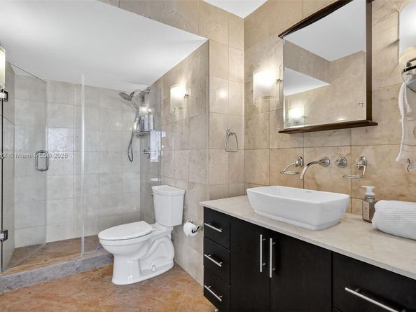 7135 Collins Ave 705, Miami Beach FL 33141