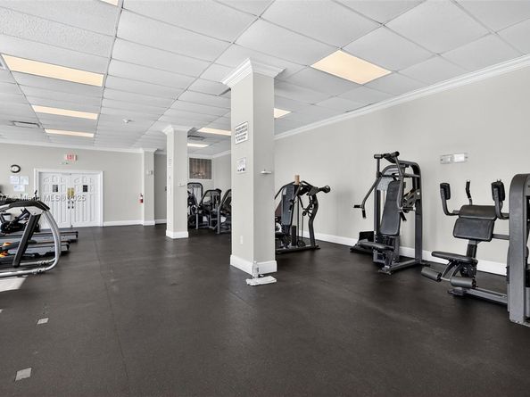 7135 Collins Ave 705, Miami Beach FL 33141