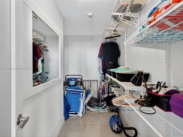 7135 Collins Ave 705, Miami Beach FL 33141