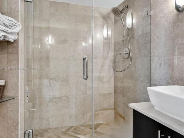 7135 Collins Ave 705, Miami Beach FL 33141