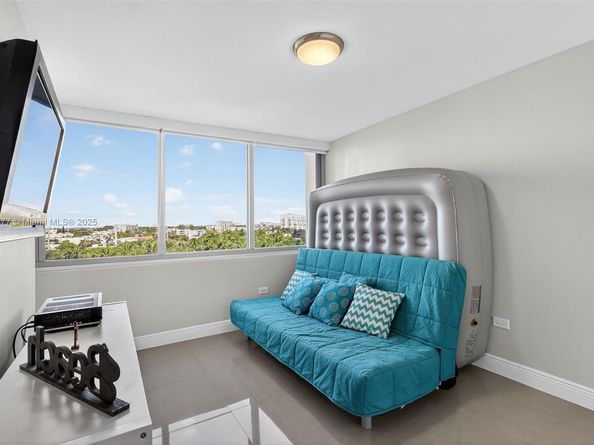 7135 Collins Ave 705, Miami Beach FL 33141