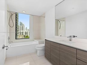 460 NE 28th St 808, Miami FL 33137