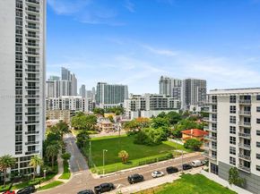 460 NE 28th St 808, Miami FL 33137