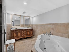 2751 S Ocean Dr 504S, Hollywood FL 33019