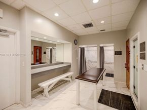 2751 S Ocean Dr 504S, Hollywood FL 33019