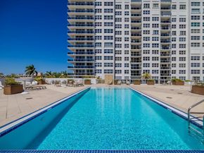 2751 S Ocean Dr 504S, Hollywood FL 33019