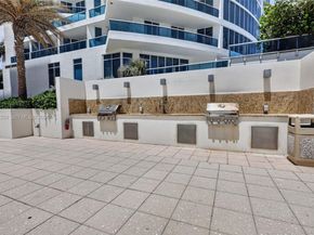 2751 S Ocean Dr 504S, Hollywood FL 33019