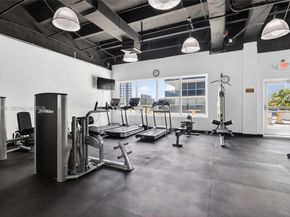 2751 S Ocean Dr 504S, Hollywood FL 33019