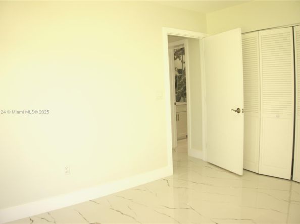 53 NW 68th St, Miami FL 33150